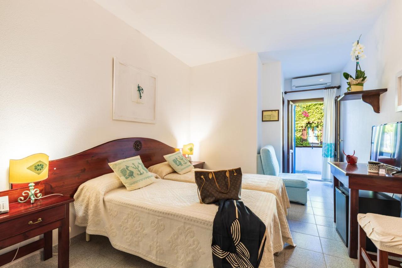 Hotel S'Ortale Con Parcheggio Interno E Ristorante All'Aperto Orosei Exteriér fotografie