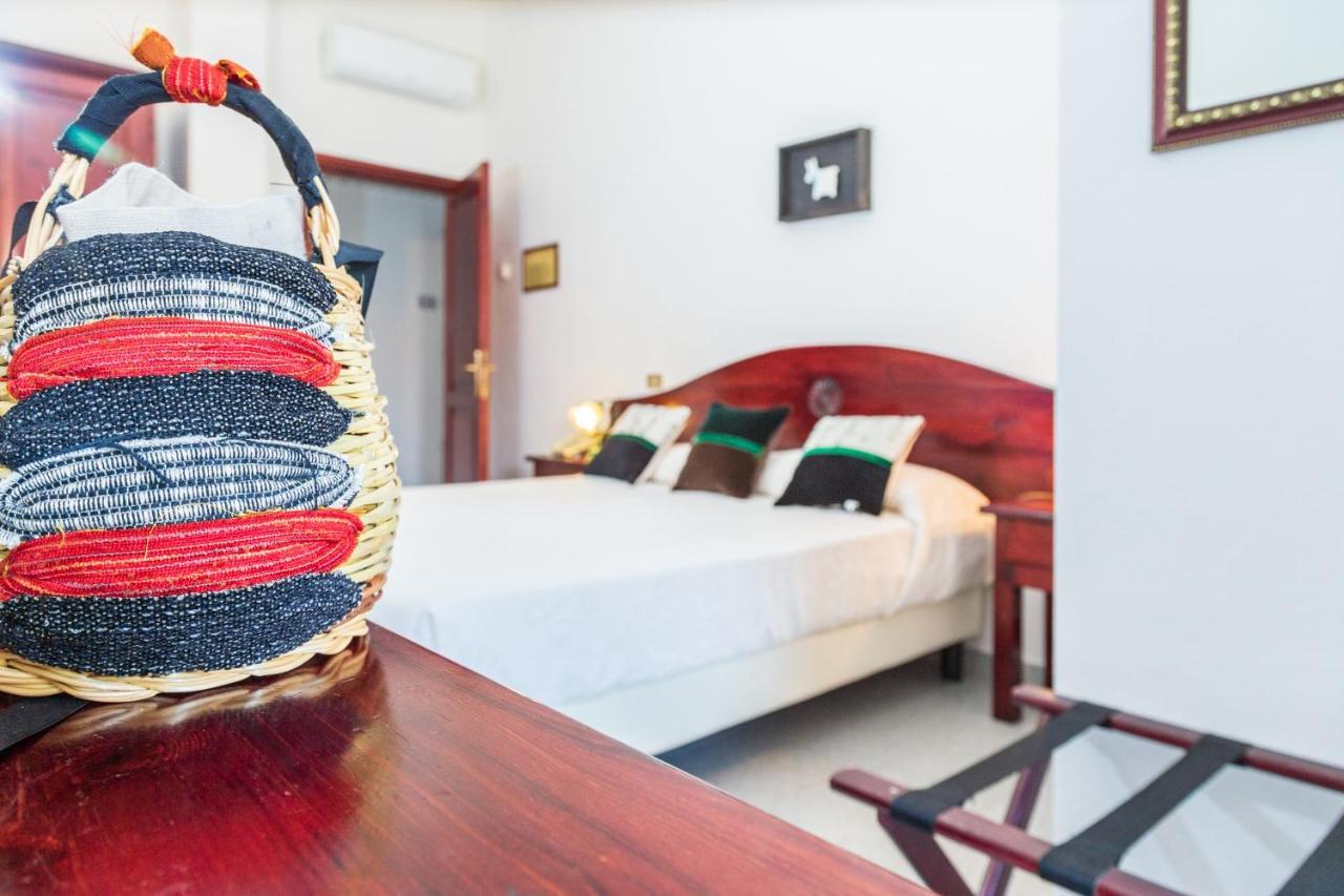 Hotel S'Ortale Con Parcheggio Interno E Ristorante All'Aperto Orosei Exteriér fotografie