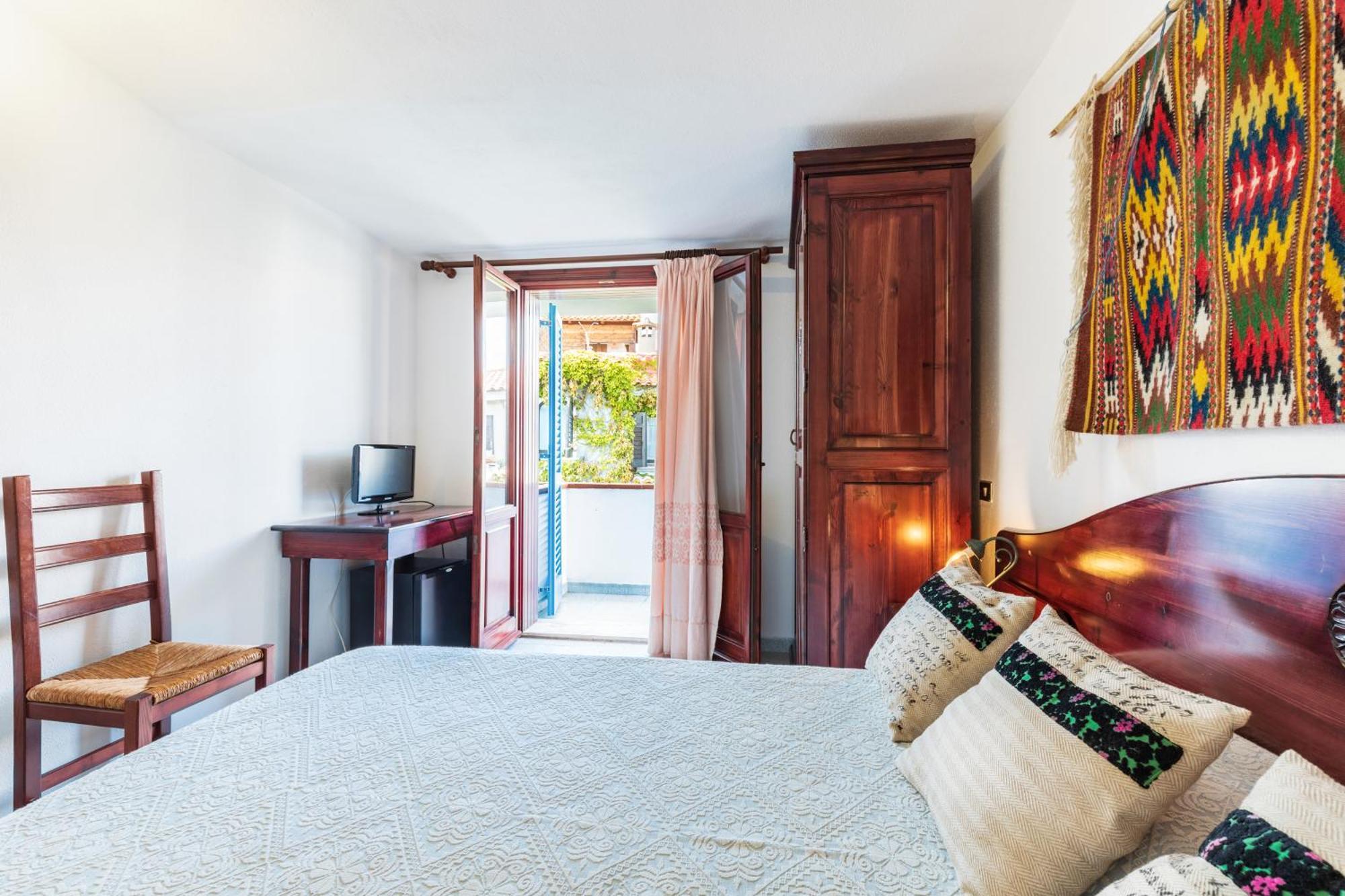 Hotel S'Ortale Con Parcheggio Interno E Ristorante All'Aperto Orosei Pokoj fotografie
